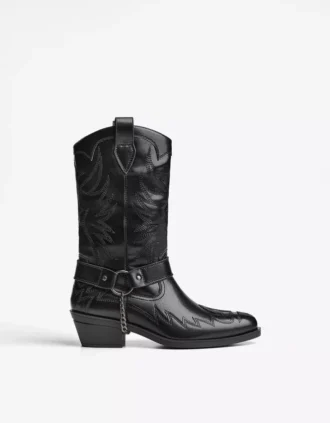 Cowboy Boot with Chain Detail – Ankle Boots – Men