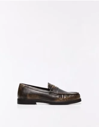 Gathered Loafer with Brushed Detail – Smart Shoes