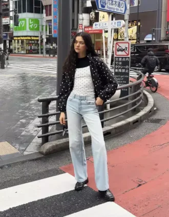 High-Waist Wide-Leg Straight Jeans – Pants