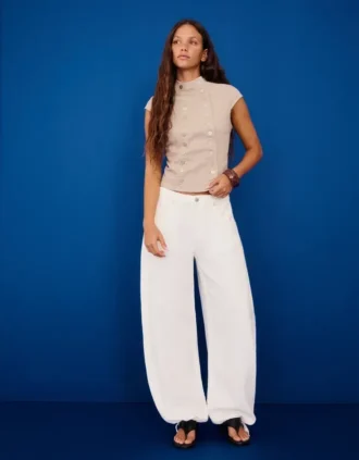Low-Rise Wide Balloon Fit Jeans