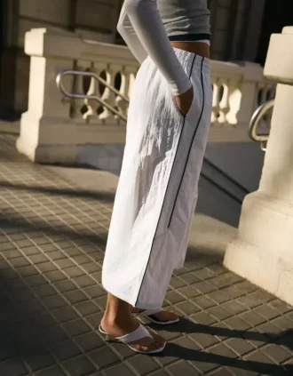 Technical Capris with Stoppers – Pants