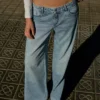 Wide-Leg Low-Rise Jeans – Pants